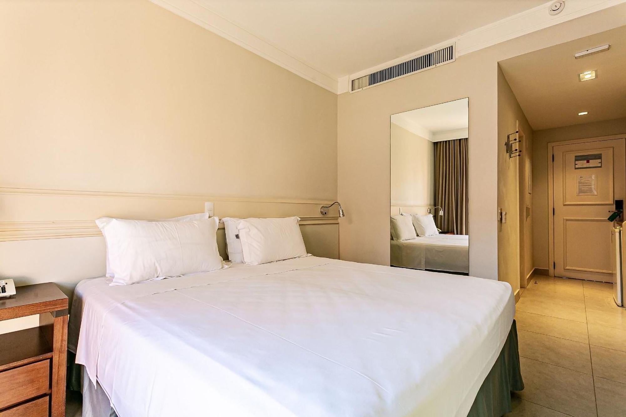 Resort Pe Na Areia - Studios Direto Com Proprietario Jbvjr Florianópolis Εξωτερικό φωτογραφία
